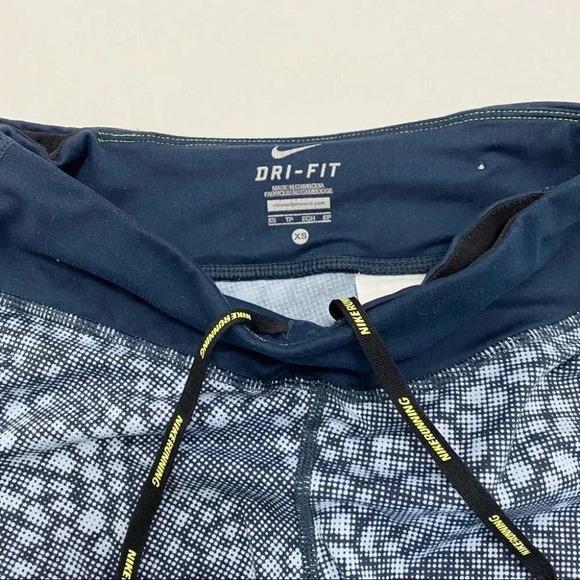 Nike Dri-Fit Crop Leggings Capri Printed Blue Athletic Activewear Sports Size XS - Picture 6 of 7